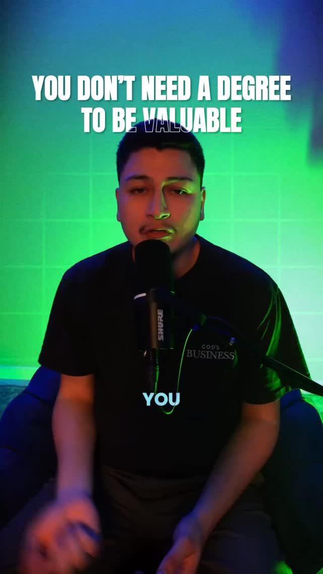 Instagram post from nicolacontent. This post is in position 1.